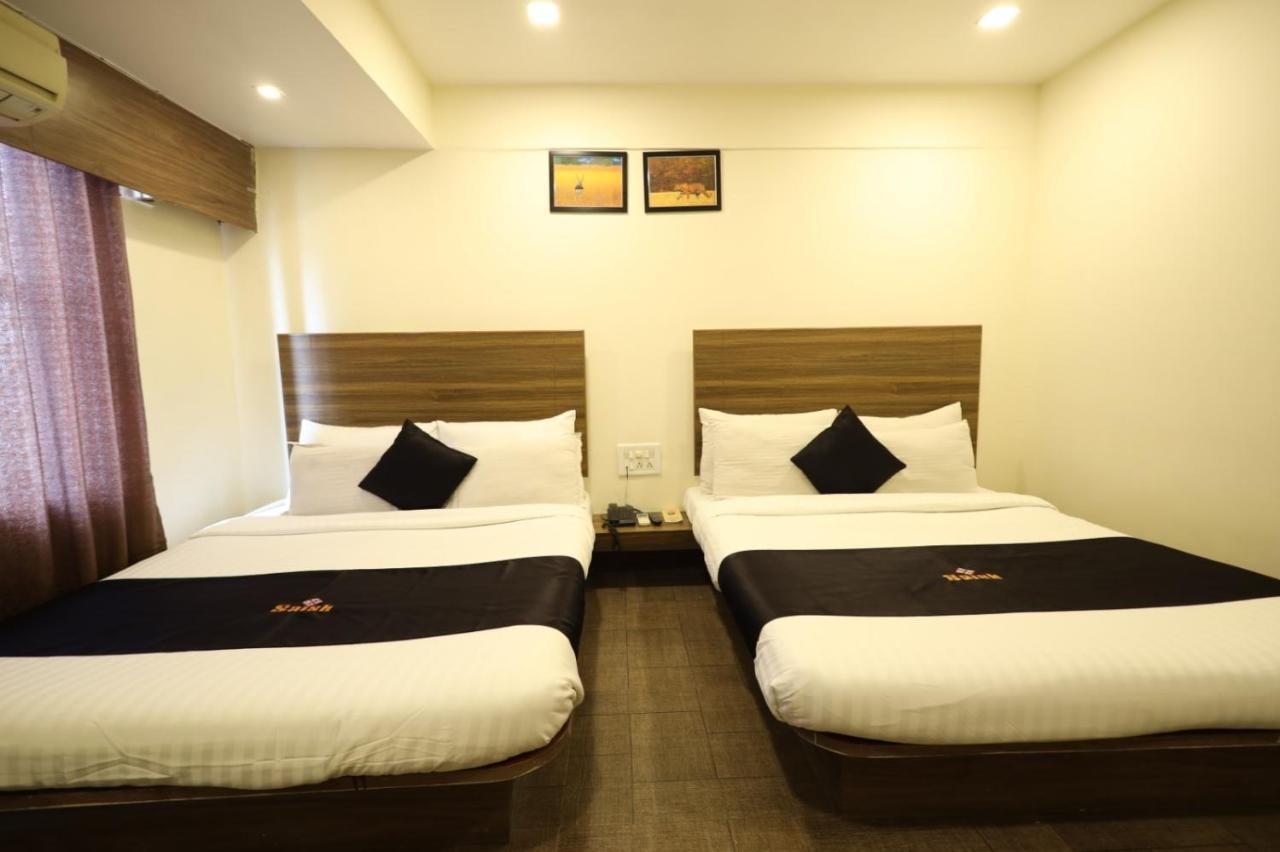 Saish Hotel Ширди Экстерьер фото